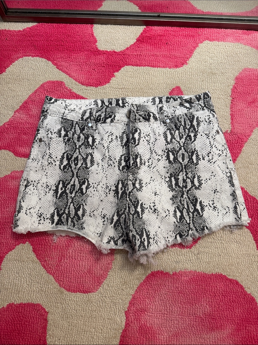 mittoshop Black & White Snake Print Denim Shorts
